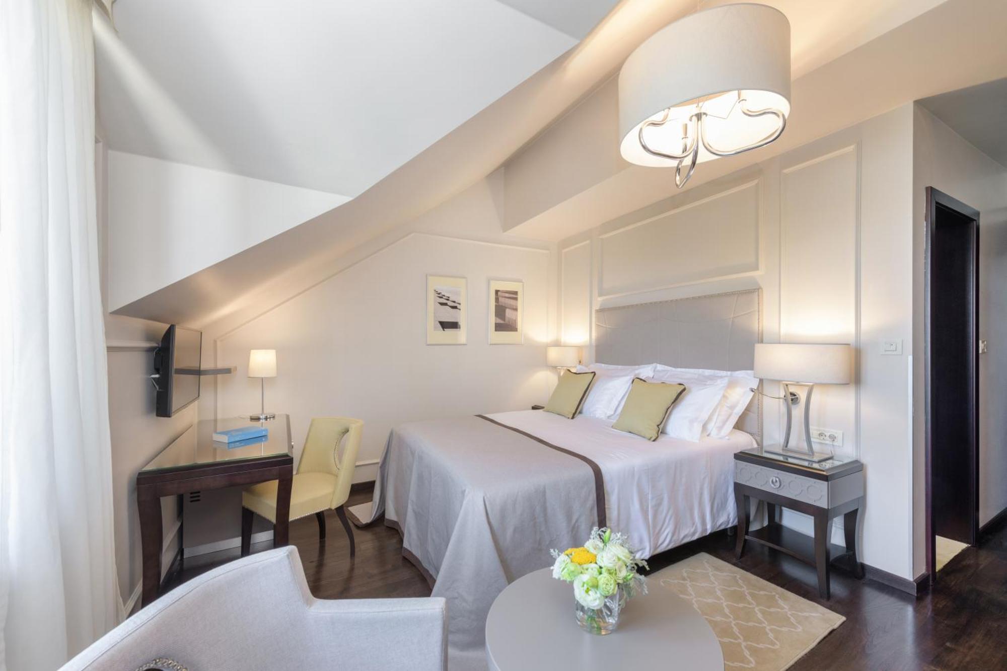 Bastion Heritage Hotel ซาดาร์ ภายนอก รูปภาพ